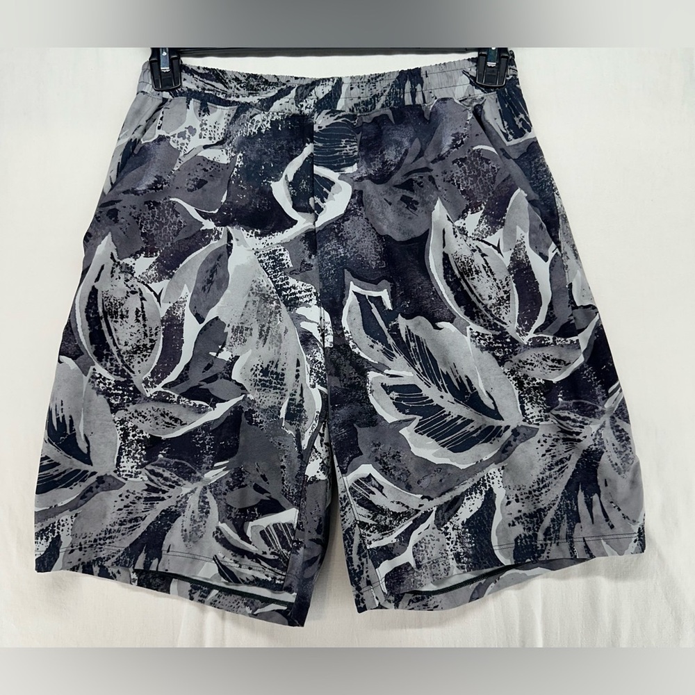 Lululemon Pace Breaker Shorts Mens Small 9" Inseam Tropical Shadow Lined Gym